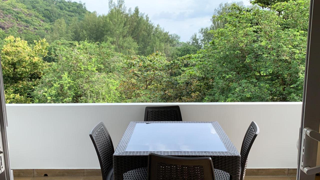 Cam Getaway Villa Anse la blague Exterior foto